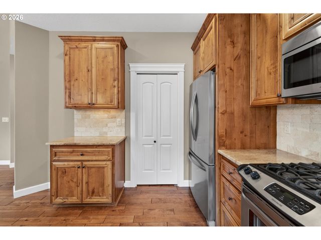 10001 Nw 24TH Ct, Vancouver, WA 98685