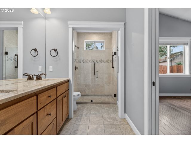 10001 Nw 24TH Ct, Vancouver, WA 98685