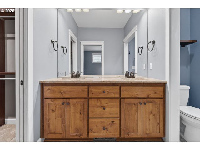 10001 Nw 24TH Ct, Vancouver, WA 98685