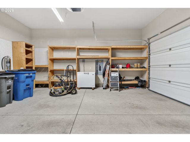 10001 Nw 24TH Ct, Vancouver, WA 98685