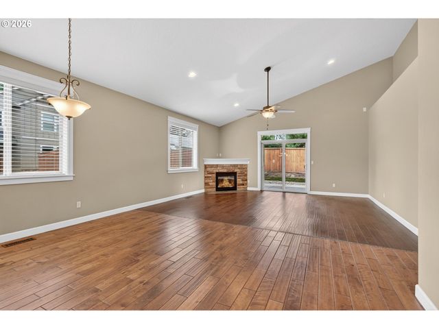 10001 Nw 24TH Ct, Vancouver, WA 98685