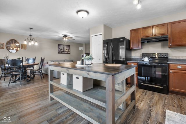 1266 W Limestone Way, Fortville, IN 46040