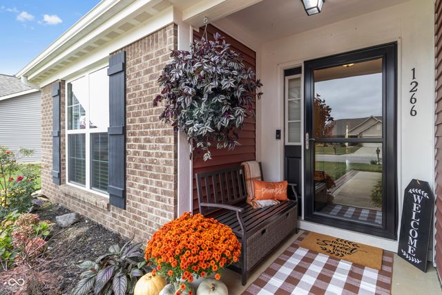 1266 W Limestone Way, Fortville, IN 46040