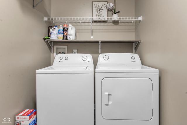 1266 W Limestone Way, Fortville, IN 46040