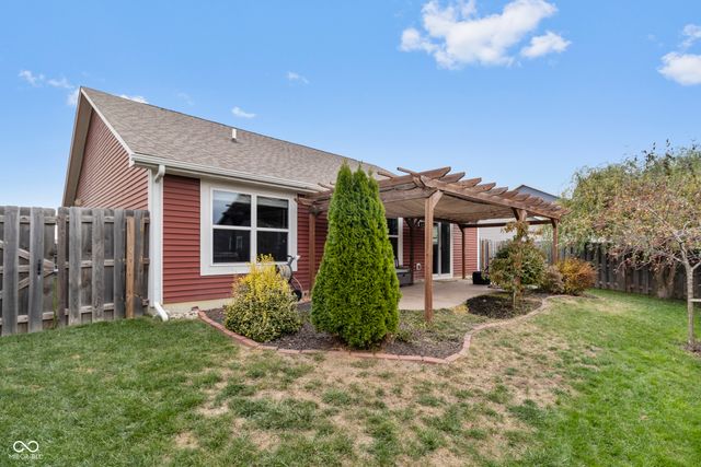 1266 W Limestone Way, Fortville, IN 46040