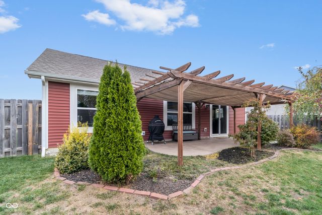 1266 W Limestone Way, Fortville, IN 46040