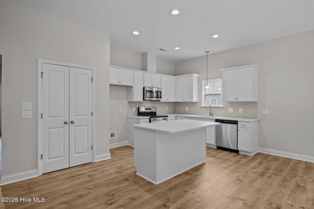 2321 Rhinestone Drive, Winterville, NC 28590