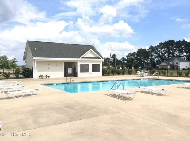 2321 Rhinestone Drive, Winterville, NC 28590