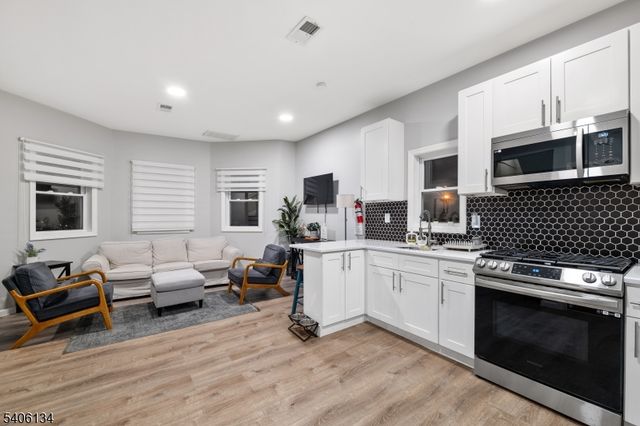 396 14Th Ave, Irvington Twp., NJ 07111