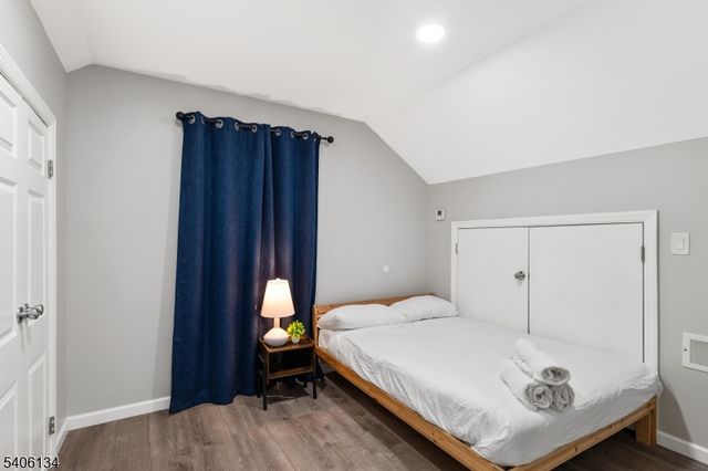 396 14Th Ave, Irvington Twp., NJ 07111