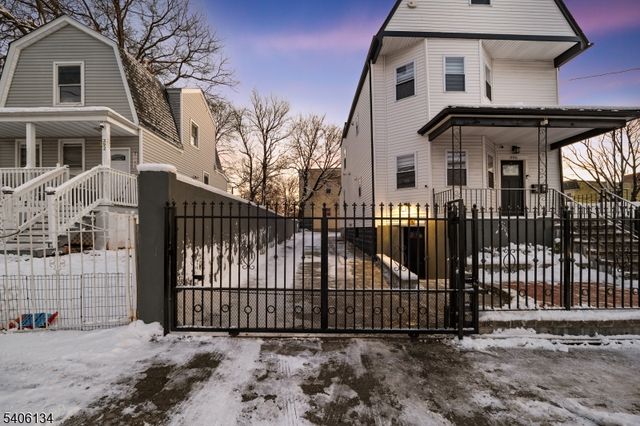 396 14Th Ave, Irvington Twp., NJ 07111