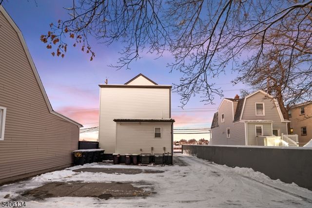 396 14Th Ave, Irvington Twp., NJ 07111