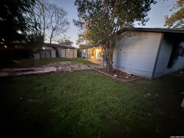 419 Upland Rd, San Antonio, TX 78220