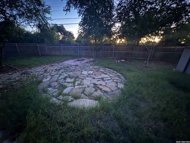 419 Upland Rd, San Antonio, TX 78220