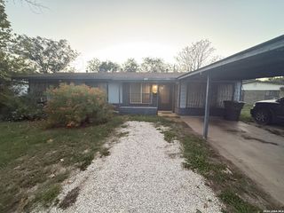 419 Upland Rd, San Antonio, TX 78220