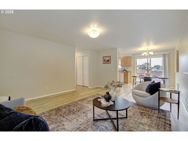3300 KAUFFMAN Ave 11, Vancouver, WA 98660