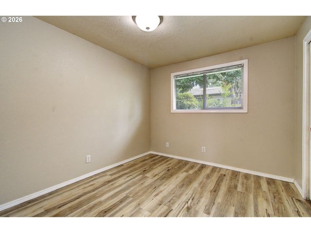 3300 KAUFFMAN Ave 11, Vancouver, WA 98660