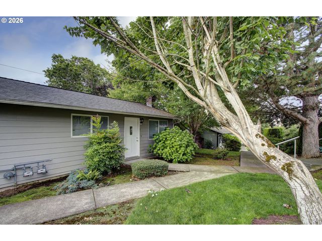 3300 KAUFFMAN Ave 11, Vancouver, WA 98660