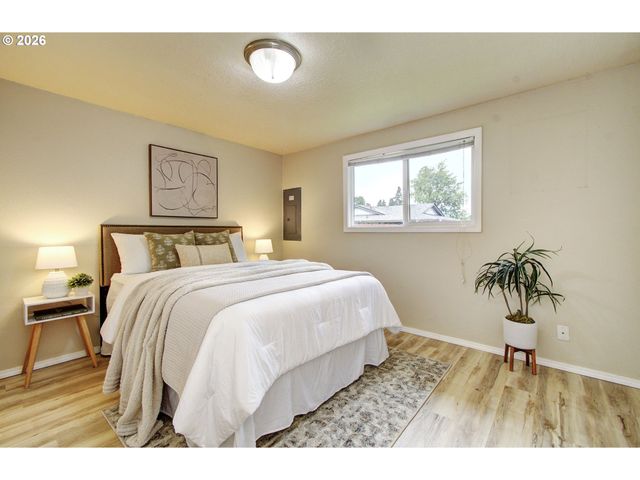 3300 KAUFFMAN Ave 11, Vancouver, WA 98660