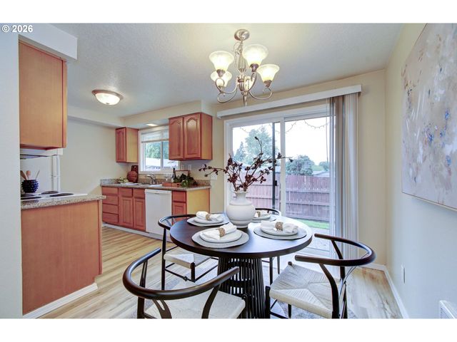 3300 KAUFFMAN Ave 11, Vancouver, WA 98660