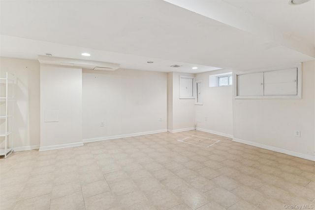 9125 90th Street, Woodhaven, NY 11421