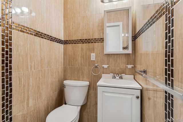 9125 90th Street, Woodhaven, NY 11421