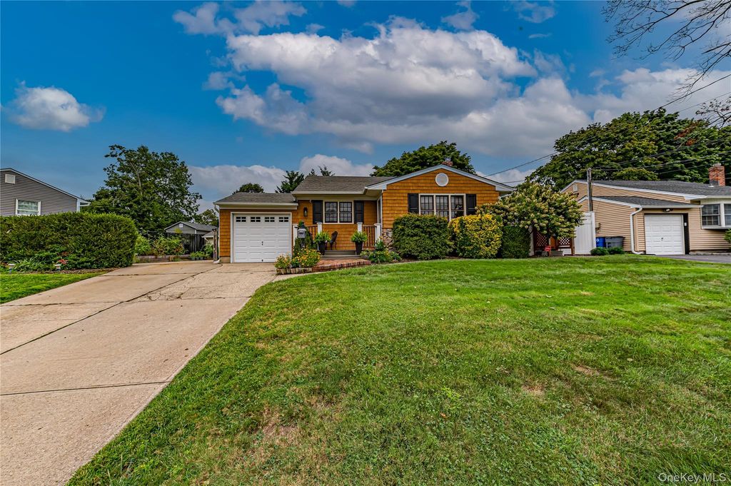 3 Peary Lane, Kings Park, NY 11754 — photo 4
