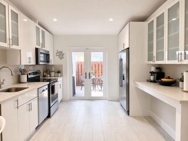 7560 NW 173rd Lane 7560, Hialeah, FL 33015