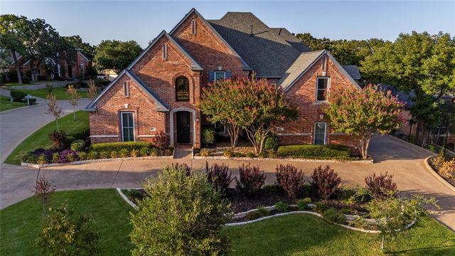 801 Shady Bend Court, Highland Village, TX 75077