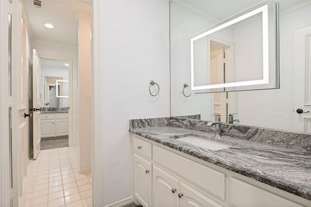 801 Shady Bend Court, Highland Village, TX 75077