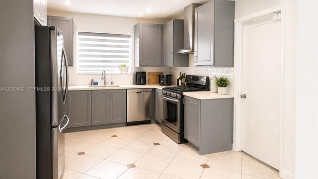 430 NE 145th Street, Miami, FL 33161