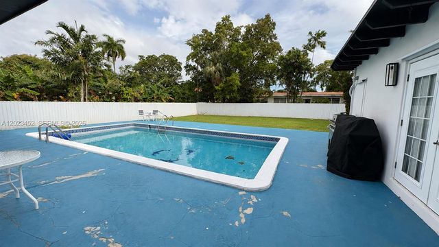 430 NE 145th Street, Miami, FL 33161