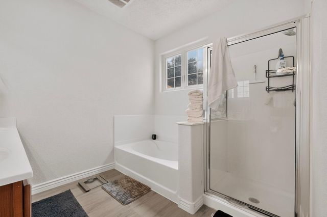 8312 Hawk Eye Road NW, Albuquerque, NM 87120