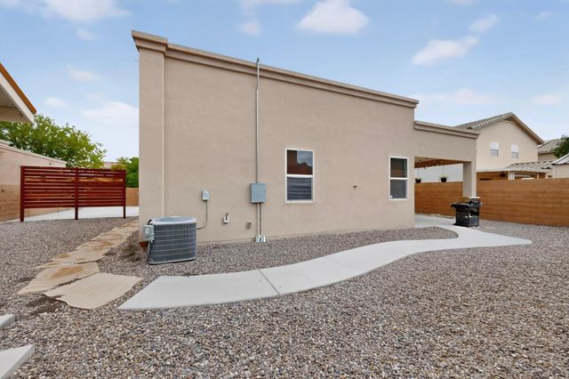 8312 Hawk Eye Road NW, Albuquerque, NM 87120