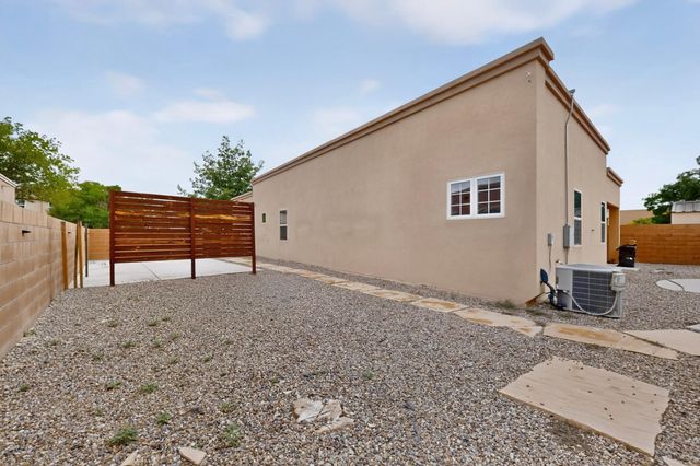 8312 Hawk Eye Road NW, Albuquerque, NM 87120