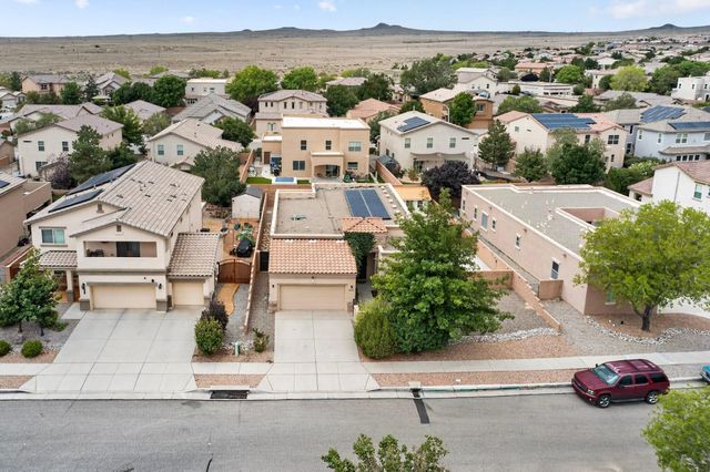 8312 Hawk Eye Road NW, Albuquerque, NM 87120