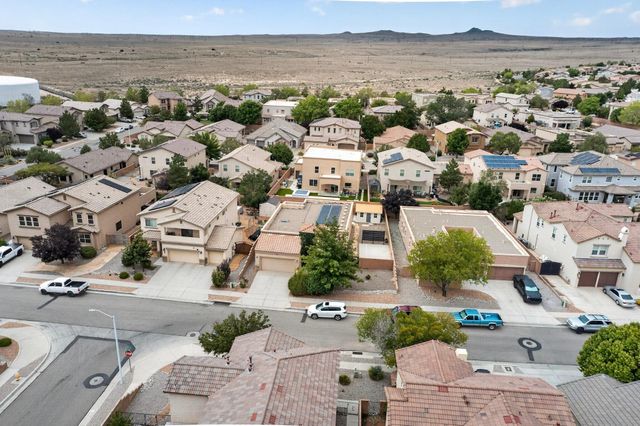8312 Hawk Eye Road NW, Albuquerque, NM 87120