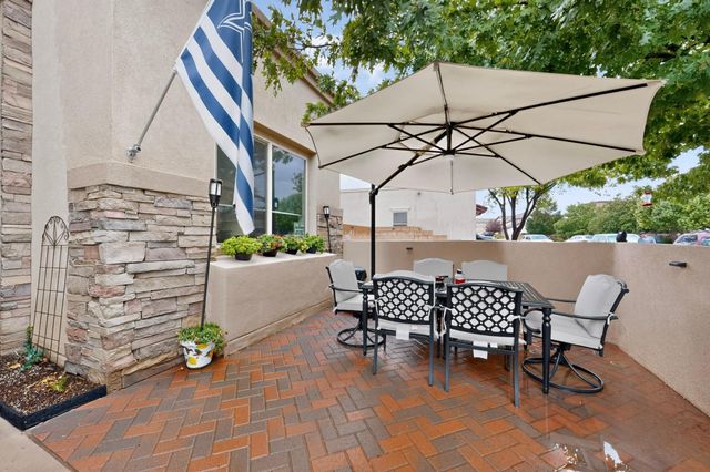 8312 Hawk Eye Road NW, Albuquerque, NM 87120