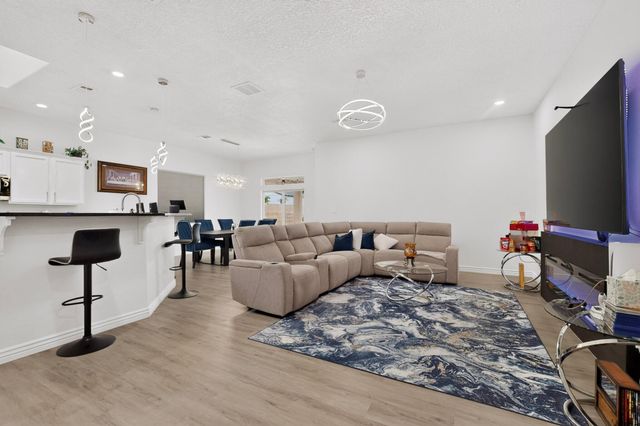 8312 Hawk Eye Road NW, Albuquerque, NM 87120