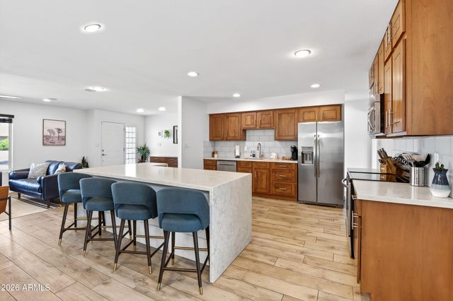 8731 E JACKRABBIT Road, Scottsdale, AZ 85250