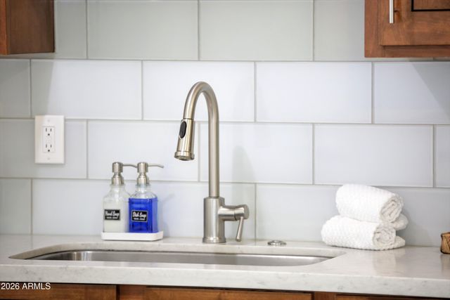 8731 E JACKRABBIT Road, Scottsdale, AZ 85250