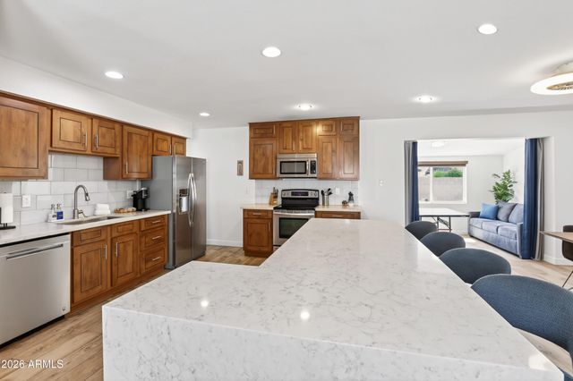 8731 E JACKRABBIT Road, Scottsdale, AZ 85250