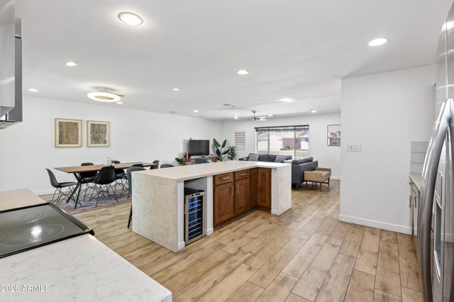 8731 E JACKRABBIT Road, Scottsdale, AZ 85250