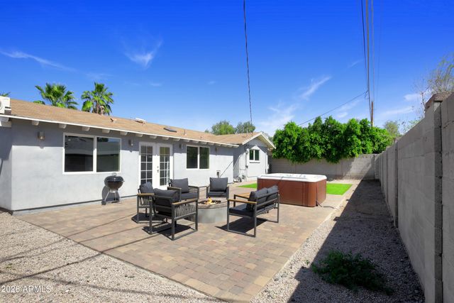 8731 E JACKRABBIT Road, Scottsdale, AZ 85250