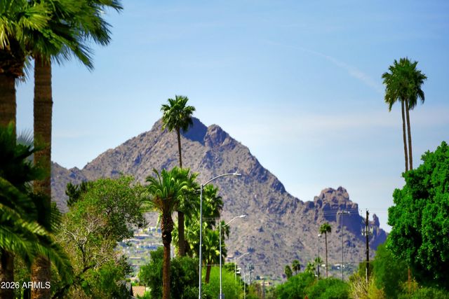 8731 E JACKRABBIT Road, Scottsdale, AZ 85250