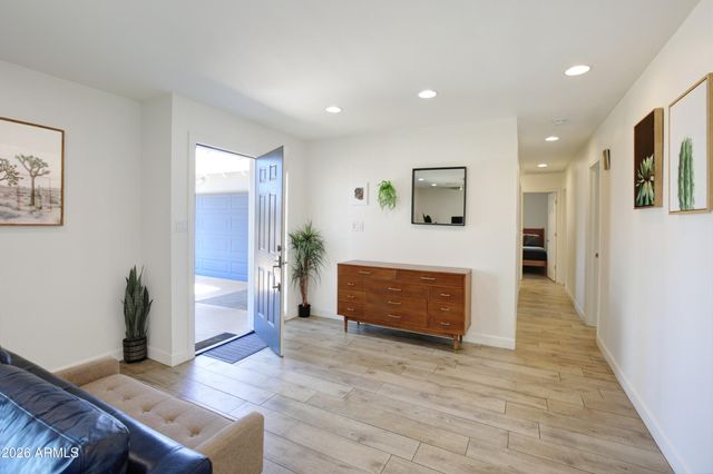 8731 E JACKRABBIT Road, Scottsdale, AZ 85250