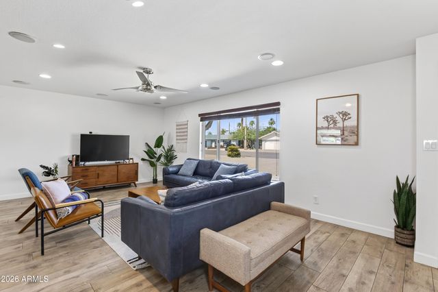 8731 E JACKRABBIT Road, Scottsdale, AZ 85250