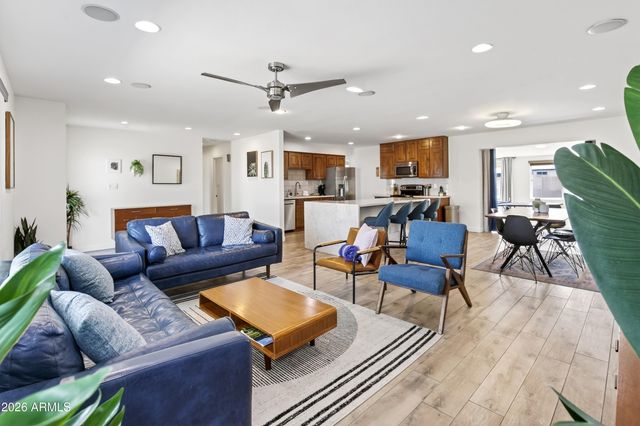 8731 E JACKRABBIT Road, Scottsdale, AZ 85250