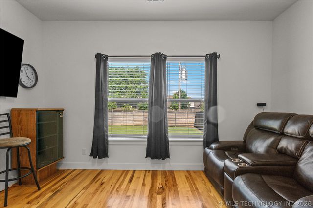 13863 S 21st Place, Bixby, OK 74008