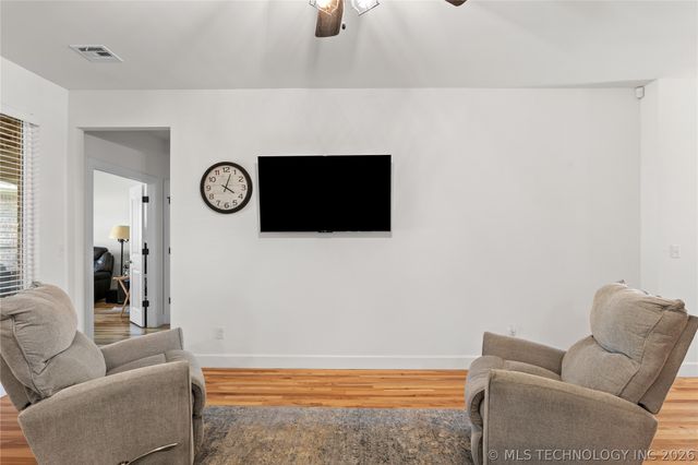 13863 S 21st Place, Bixby, OK 74008